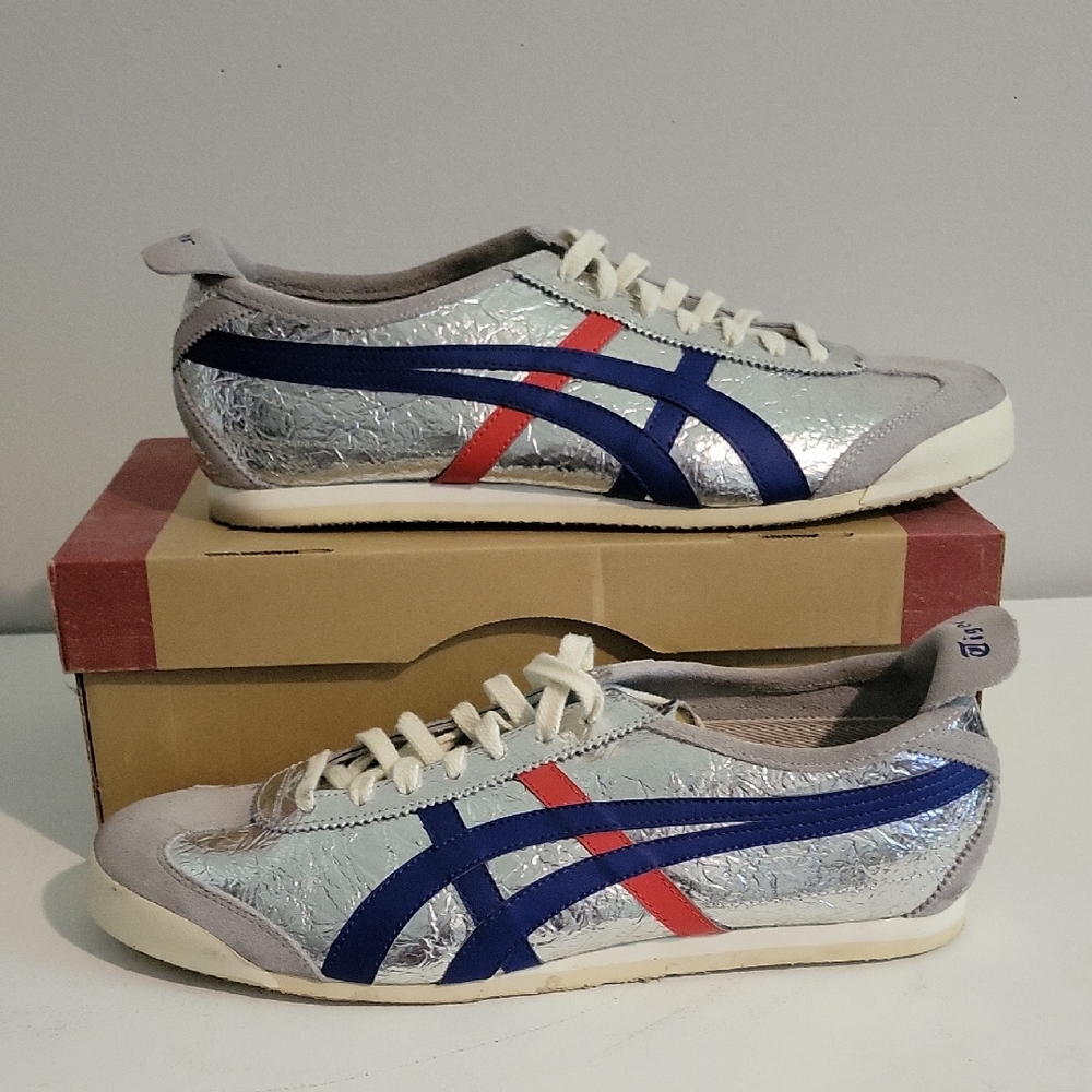 RARE Onitsuka Tiger Mexico 66 Silver Sneakers with Blue and Red Stripes